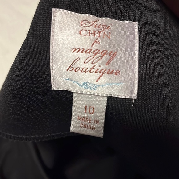 Suzi Chin little black dress size 10 super cute with cap sleeves - Picture 5 of 7